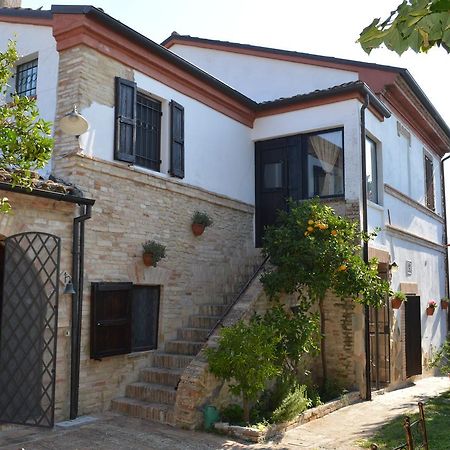 Antico Casale Fossacieca Bed & Breakfast Civitanova Marche Exterior photo