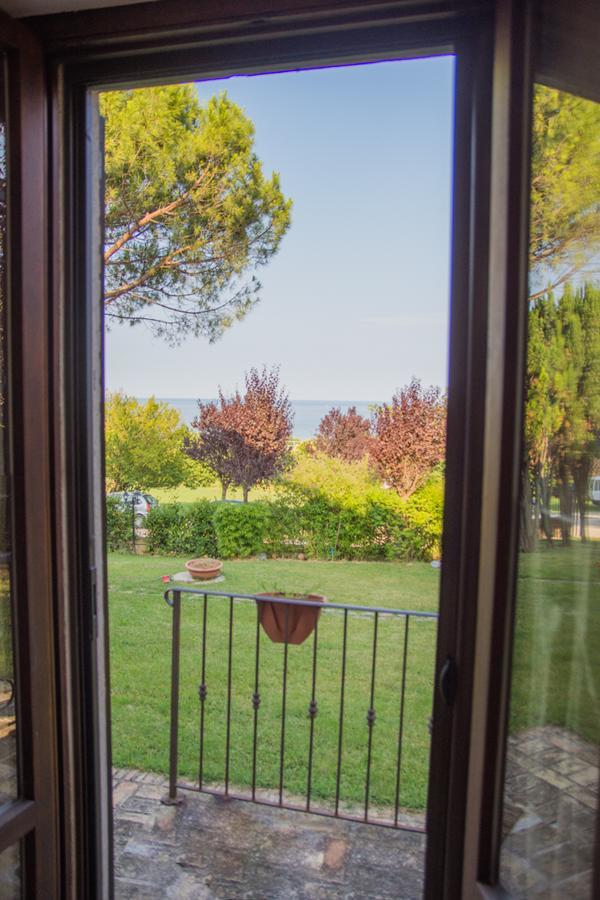 Antico Casale Fossacieca Bed & Breakfast Civitanova Marche Exterior photo